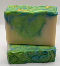 Load image into Gallery viewer, Eucalyptus and Mint